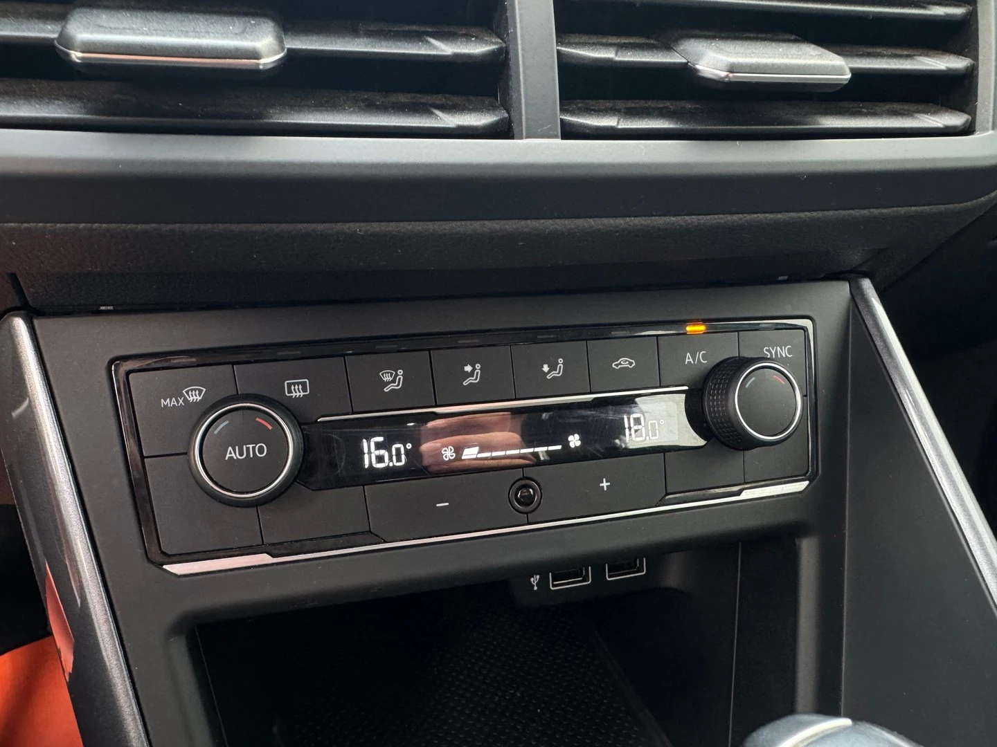 VW Polo Highline 1.0 TSI BMT DSG | Mobile.bg — изображение 15