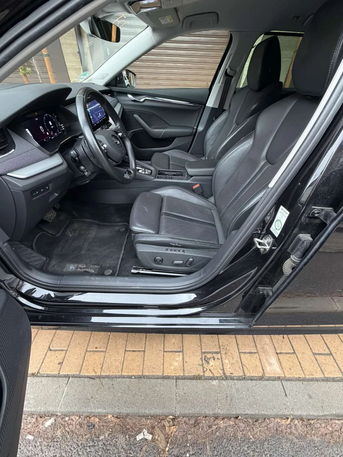 Skoda Octavia Style 2.0 diesel 150 к.с. DSG - изображение 10