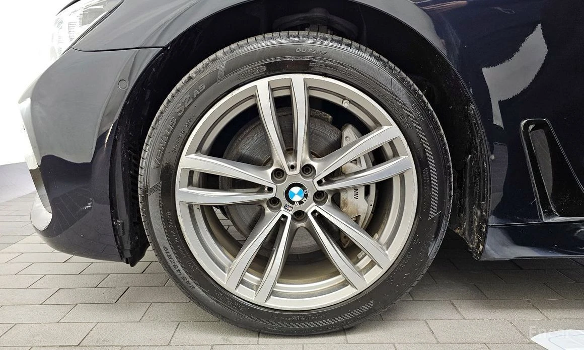 BMW 740  - изображение 5