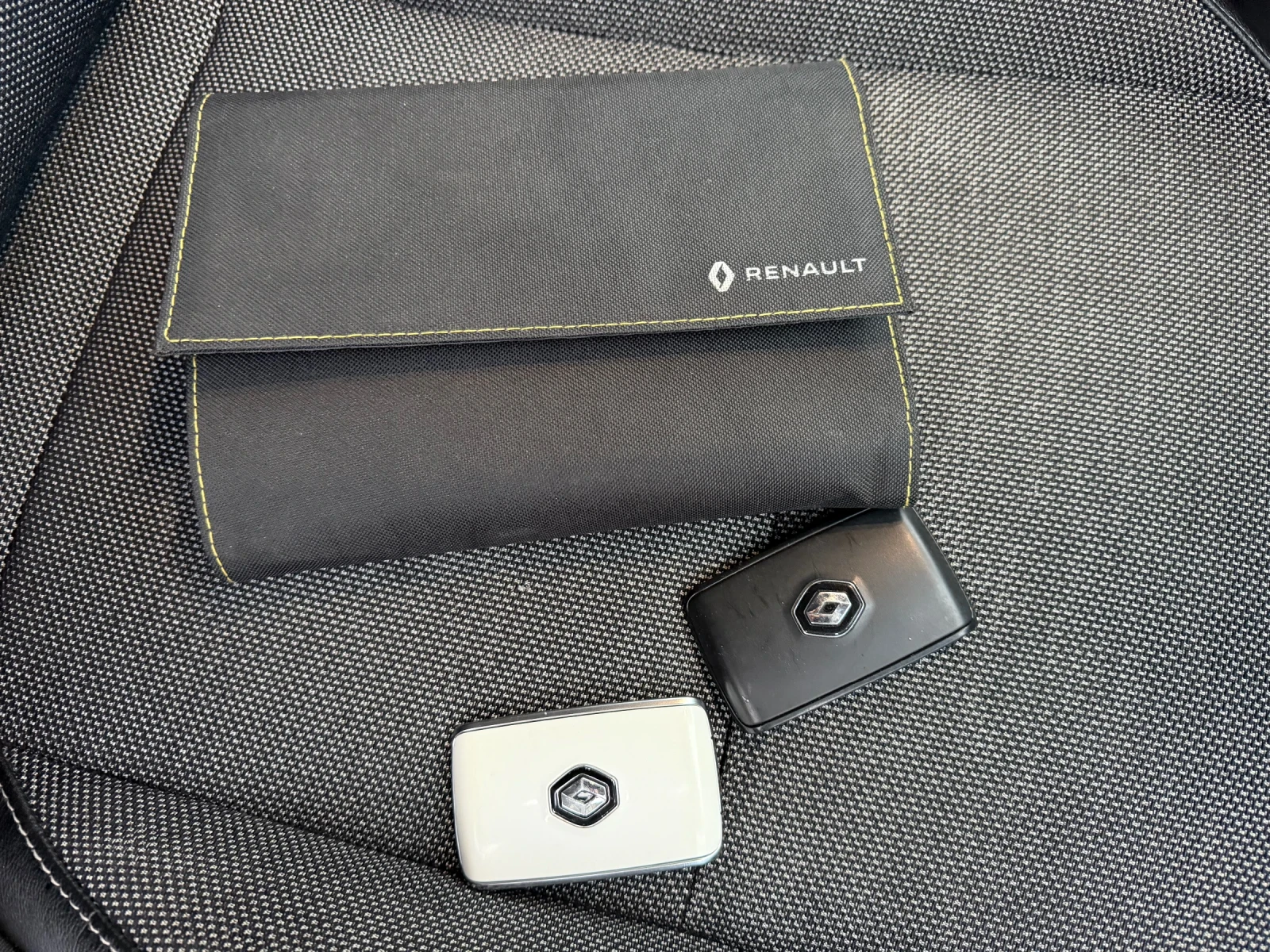 Renault Captur 1.5 DCI 6-�������� | Mobile.bg � ����������� 16