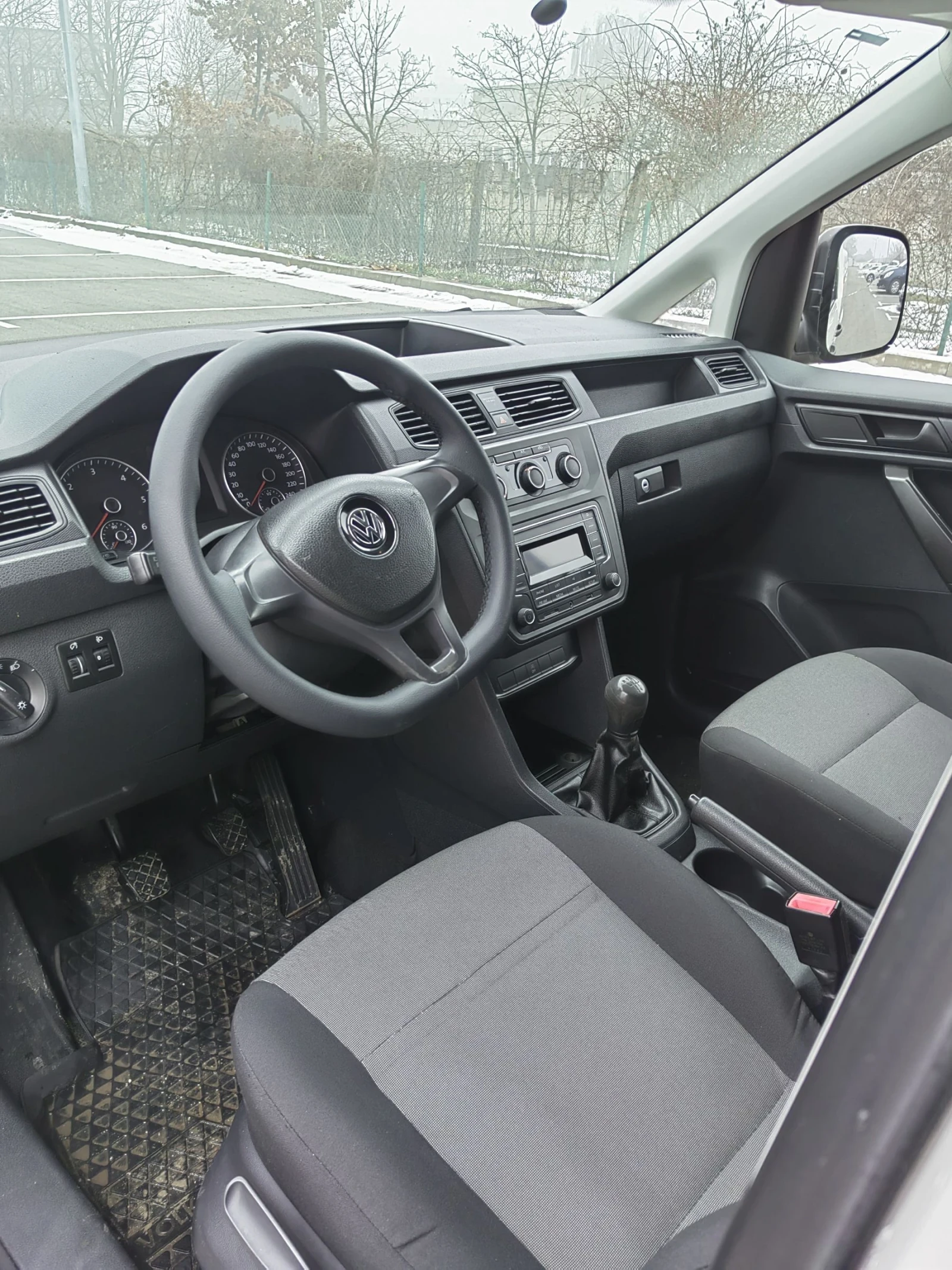 VW Caddy 2.0TDI | Mobile.bg � ����������� 11