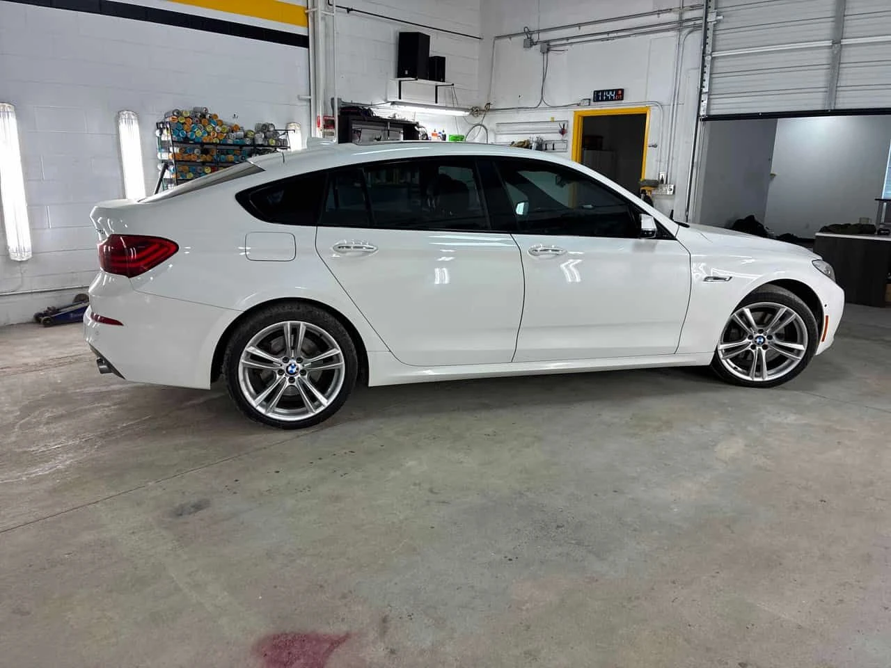 BMW 535 * 535i xDrive * CARFAX * ЦЕНА ДО БГ - изображение 3