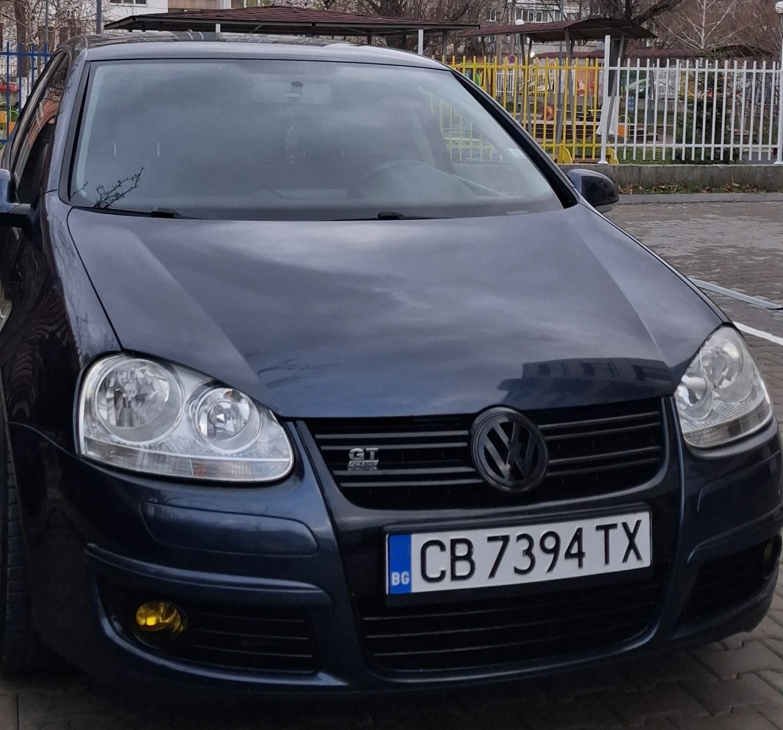 VW Golf 1.6газ, снимка 2 - Автомобили и джипове - 53610015