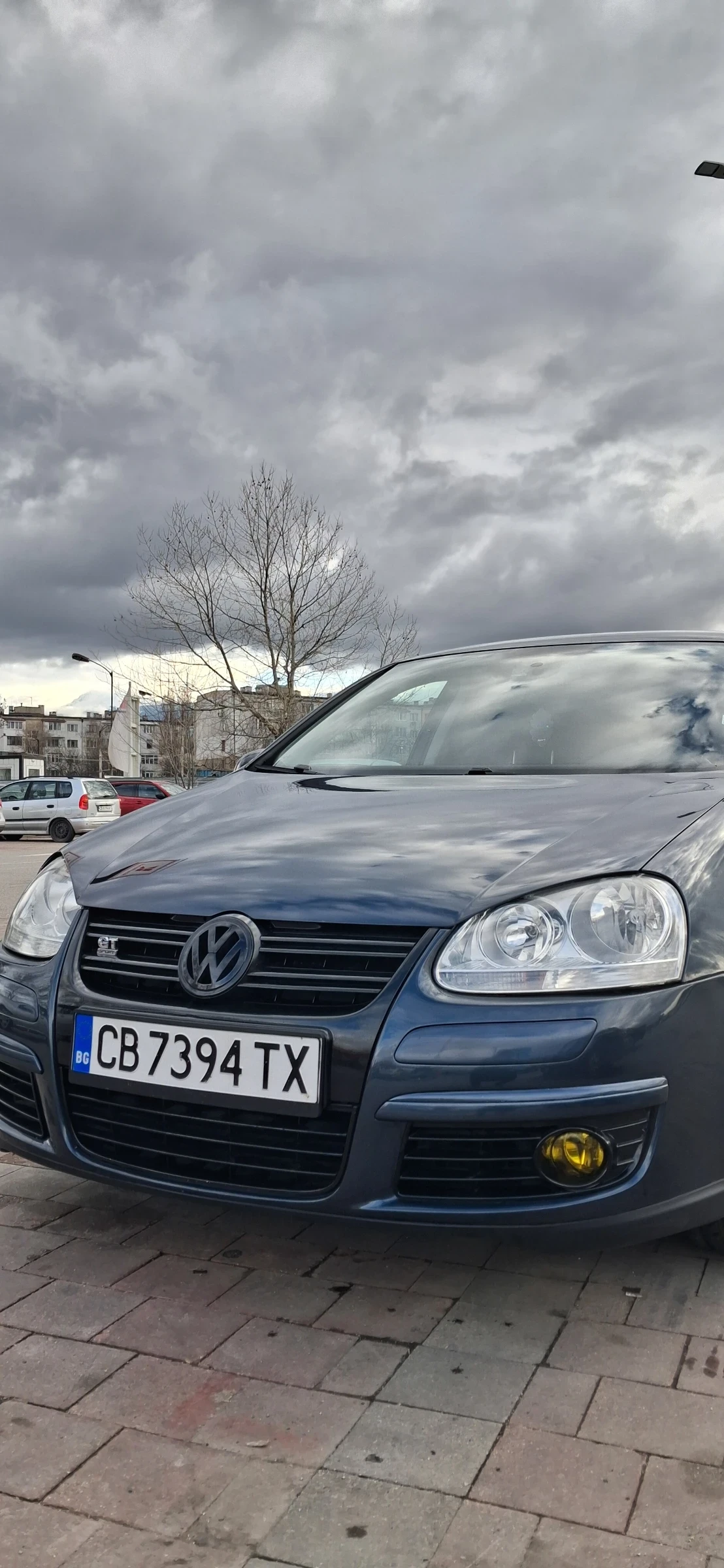 VW Golf 1.6газ, снимка 9 - Автомобили и джипове - 53610015