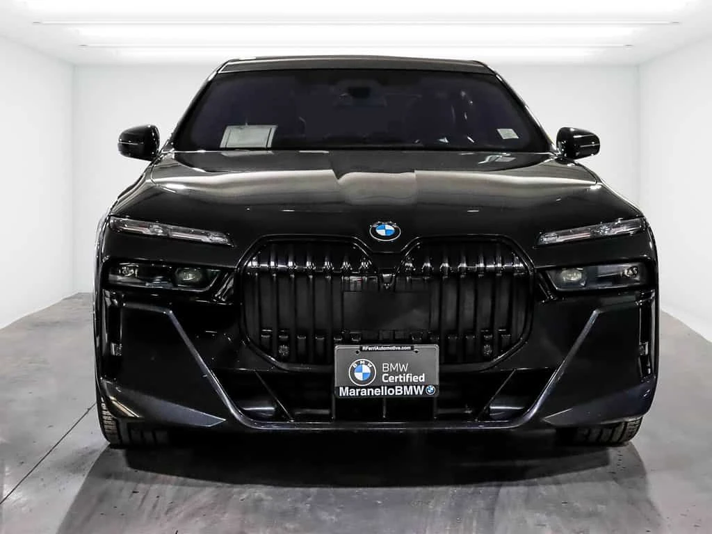 BMW 760 I| B&W SOUND| MAСАЖИ| HUD| 360 КАМЕРИ| SKY LOUNGE 