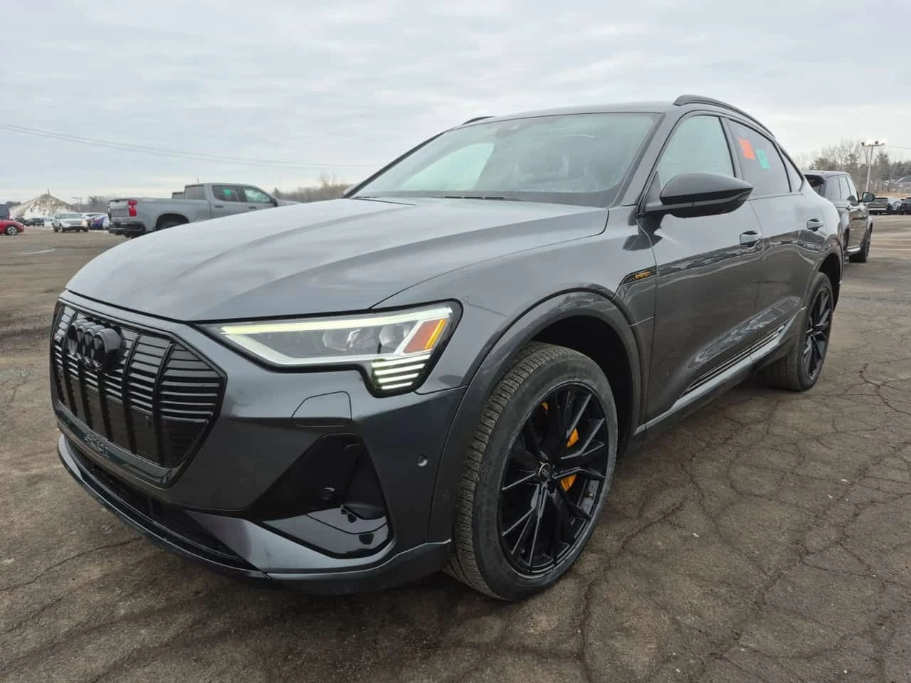 Audi E-Tron TECHNIK| S-LINE| HUD| 360| PANORAMA| ОБДУХВАНЕ| 