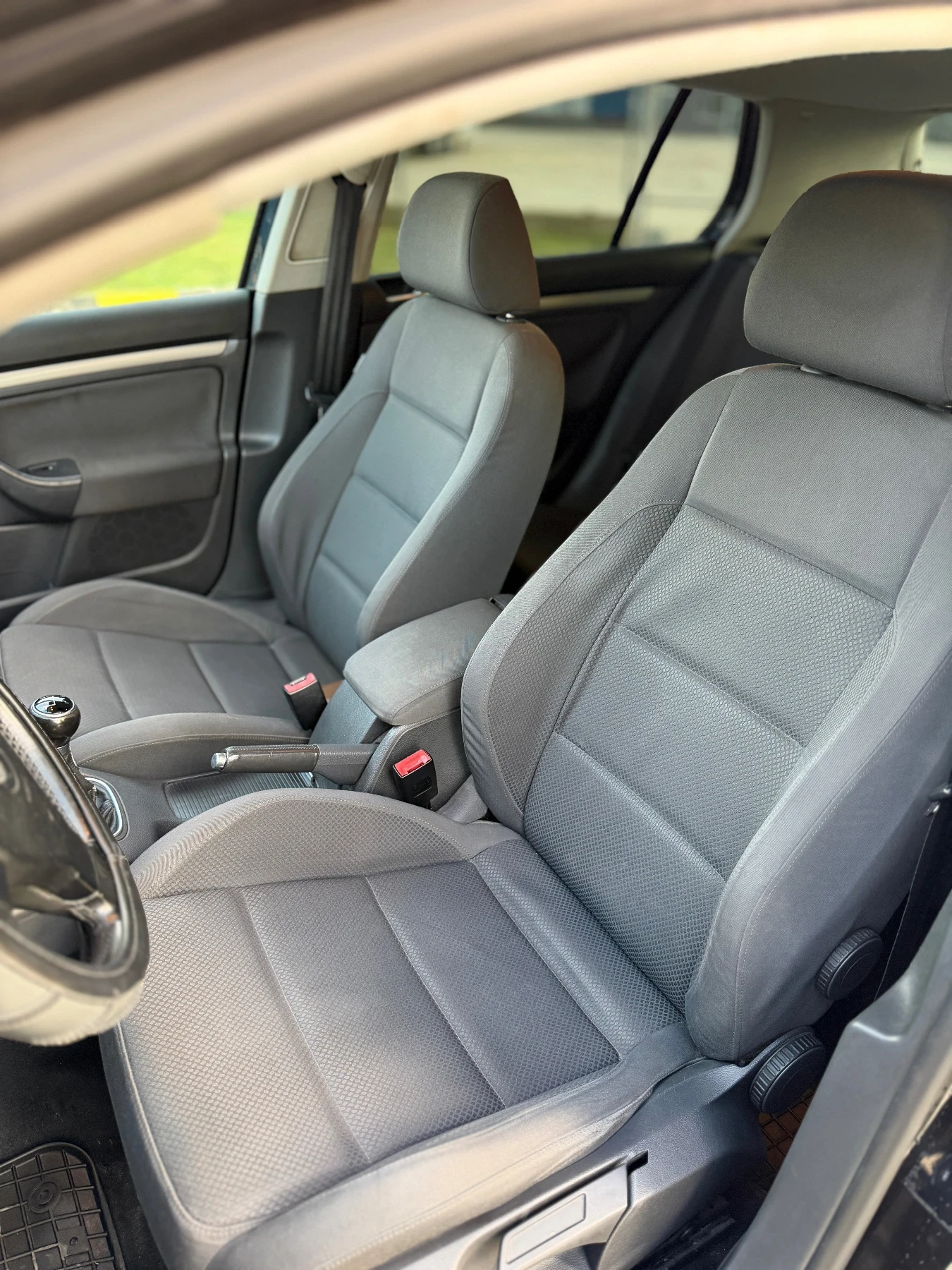 VW Golf 2.0 TDI 140 ����  | Mobile.bg � ����������� 9