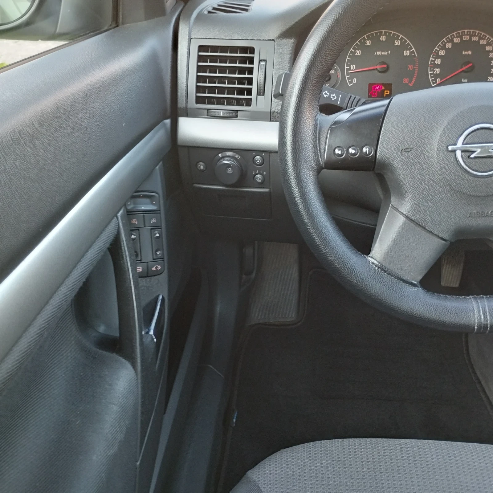 Opel Vectra C, ГАЗ, снимка 5 - Автомобили и джипове - 54419703
