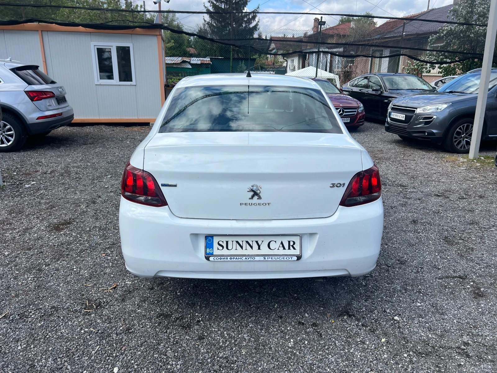 Peugeot 301 1.2 Фабрична газ, снимка 6 - Автомобили и джипове - 54565783