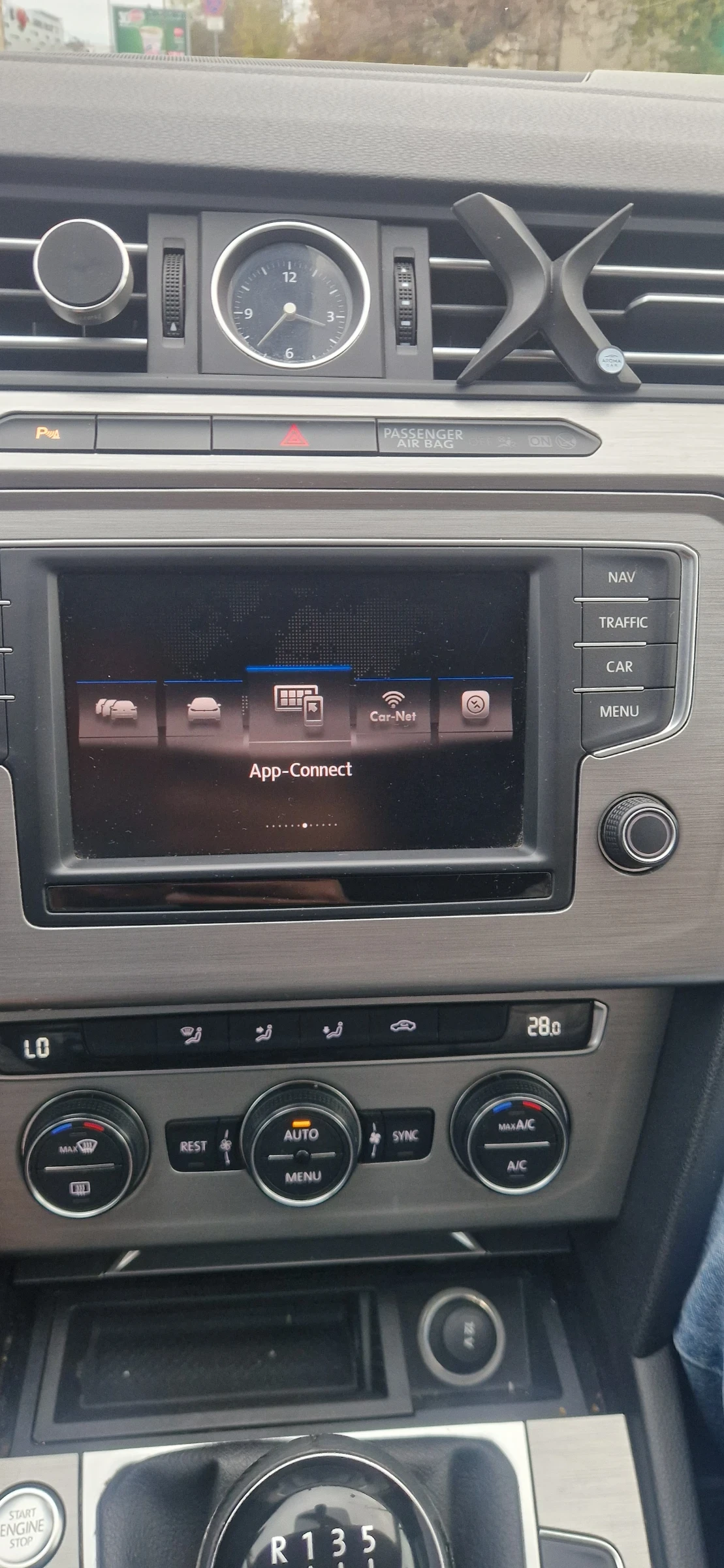 VW Passat, снимка 8 - Автомобили и джипове - 54574541