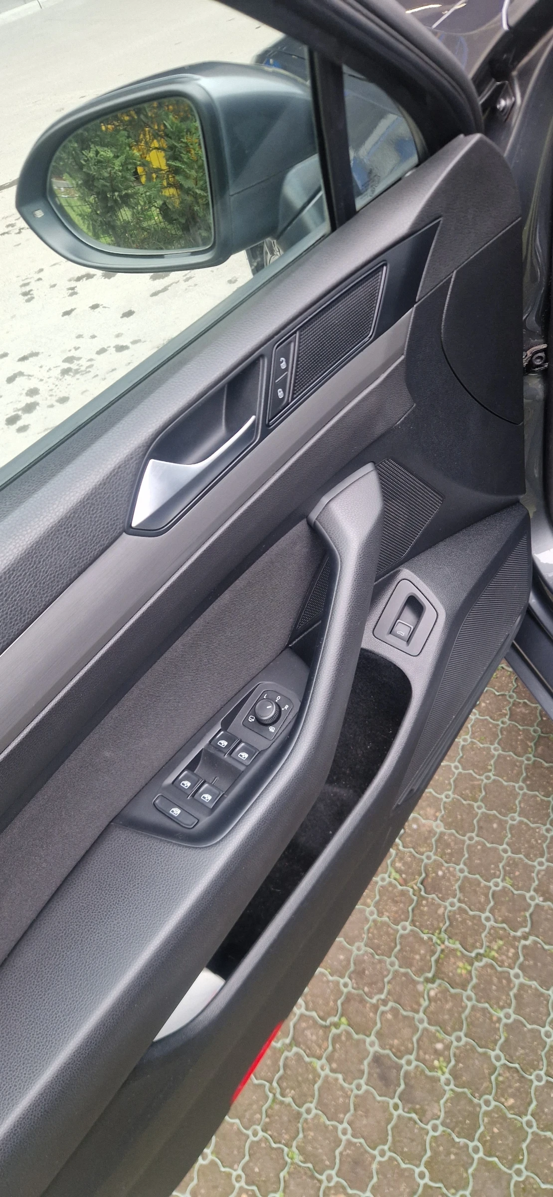 VW Passat, снимка 11 - Автомобили и джипове - 54574541