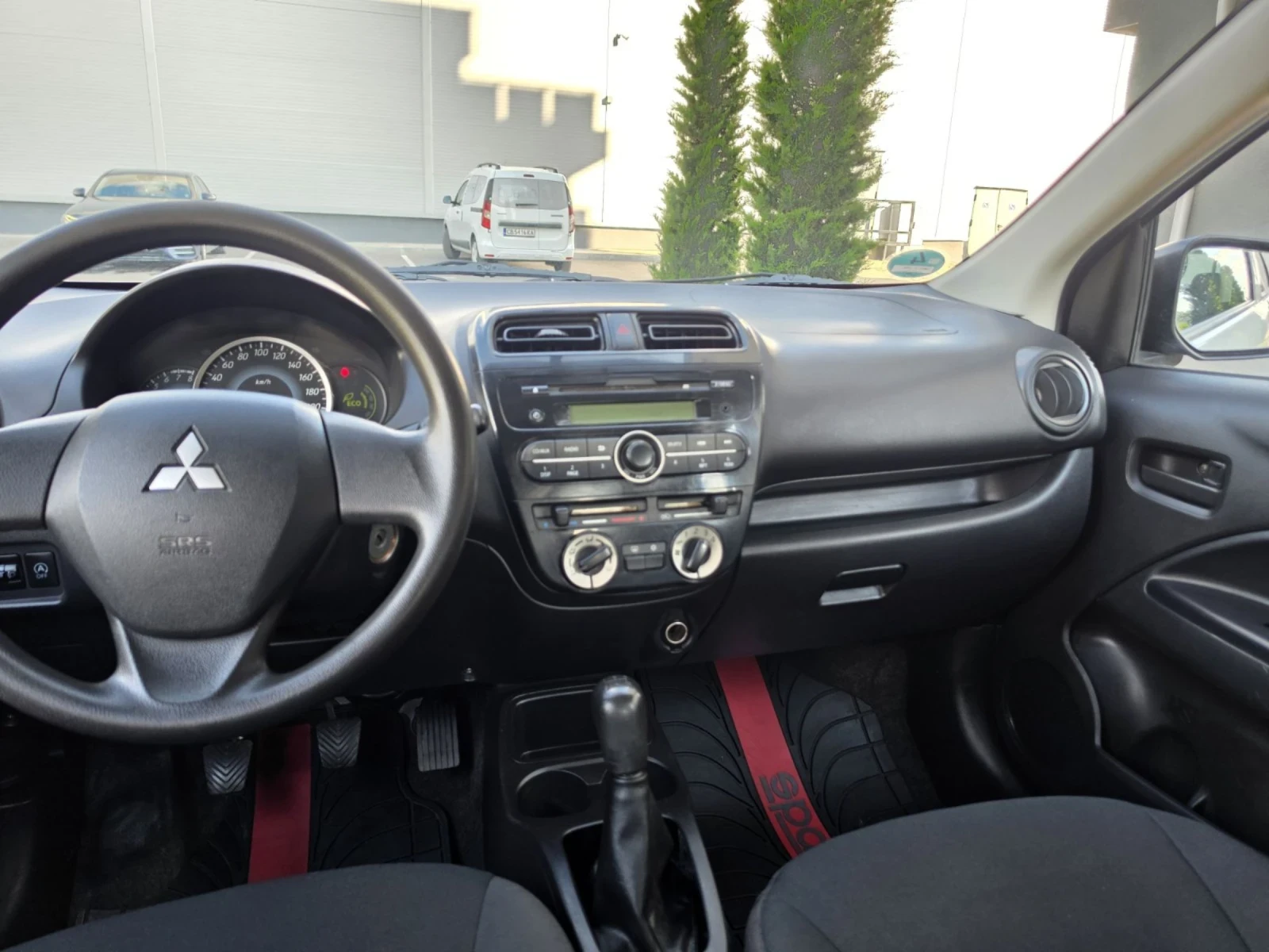 Mitsubishi Space star, снимка 16 - Автомобили и джипове - 54691819