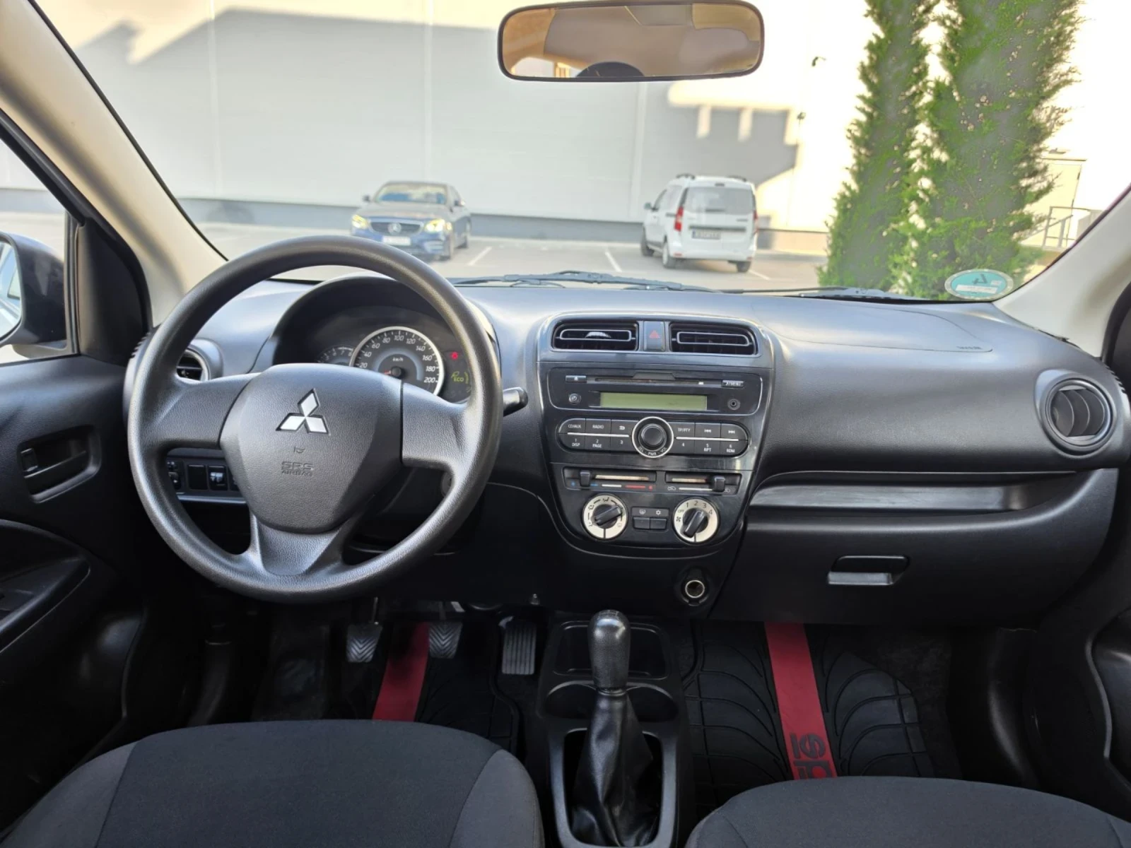 Mitsubishi Space star, снимка 15 - Автомобили и джипове - 54691819