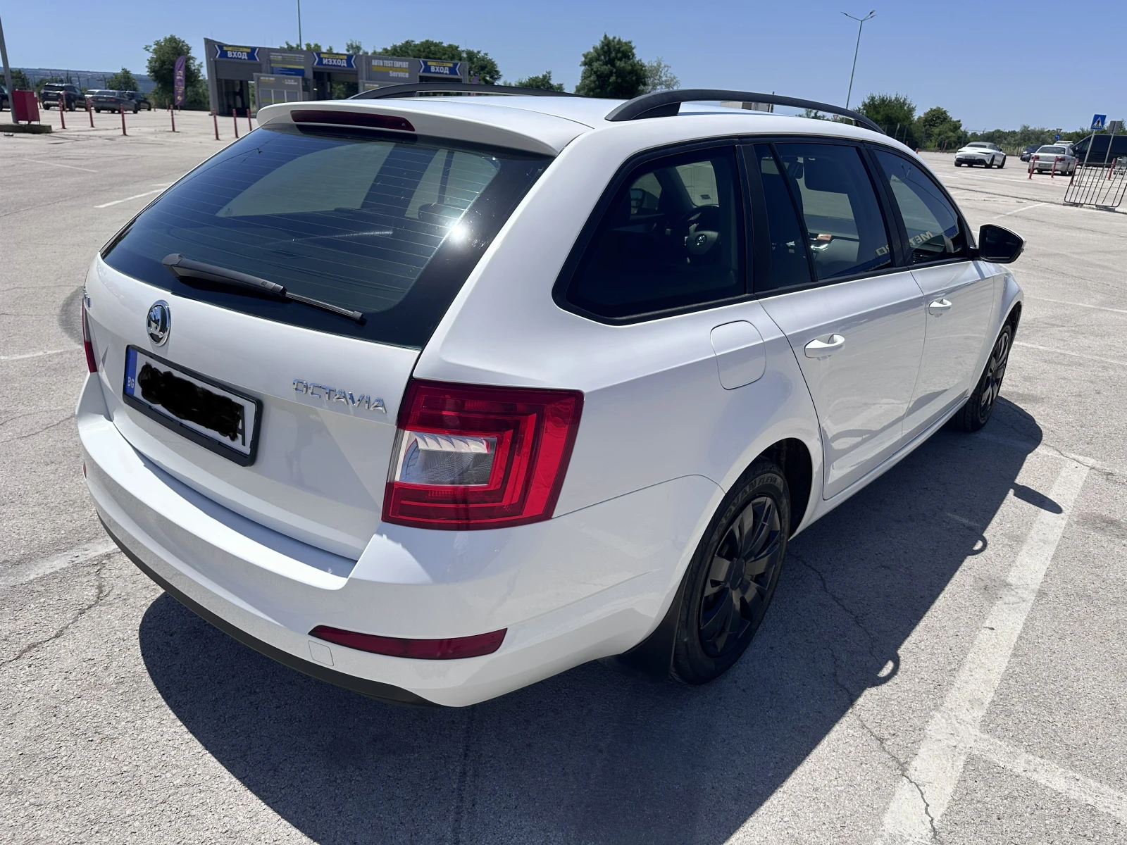 Skoda Octavia, снимка 6 - Автомобили и джипове - 55105348