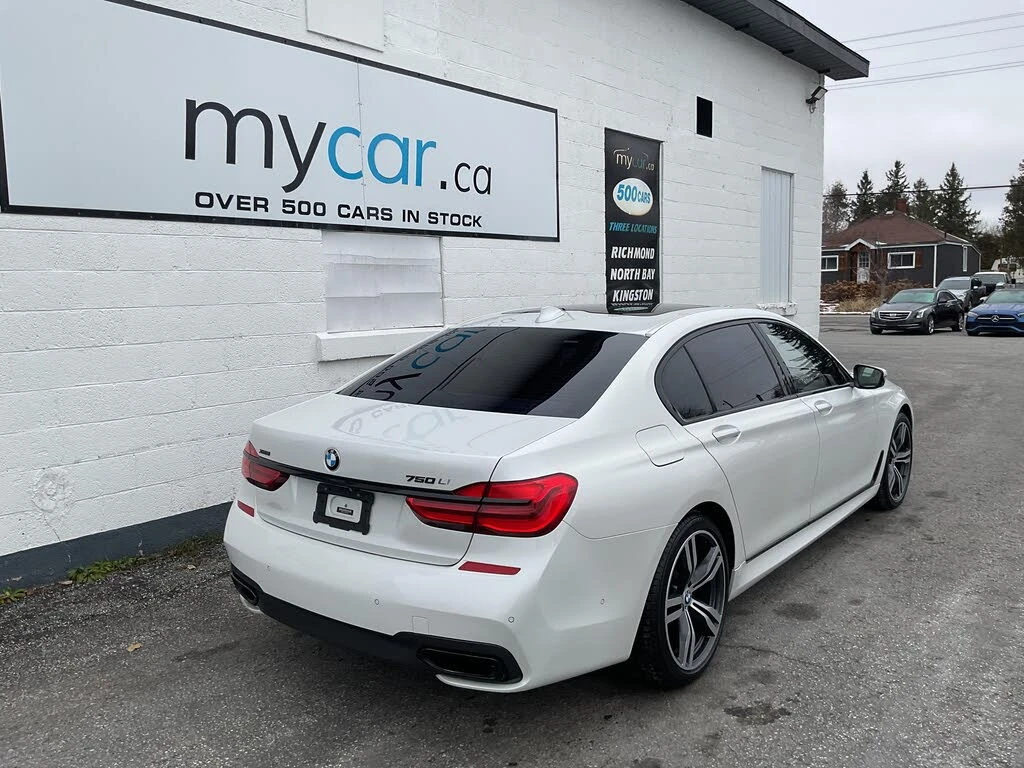 BMW 750 LI /HEAD UP/360/EKPAHИ/FIRST CLASS/PANO, снимка 4 - Автомобили и джипове - 55118523