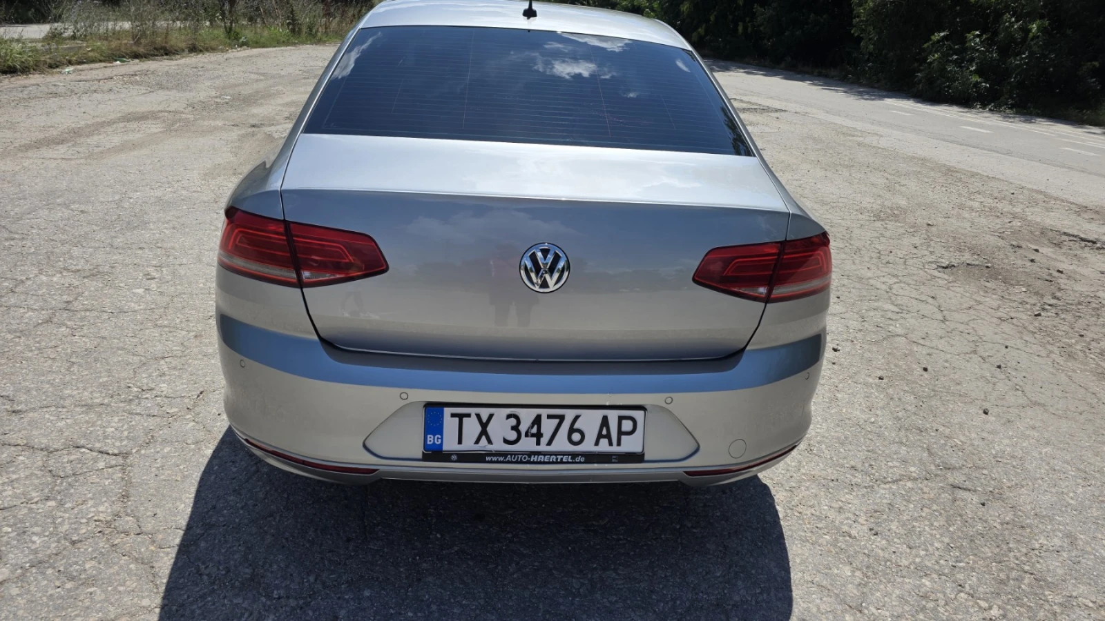 VW Passat, снимка 4 - Автомобили и джипове - 55424859