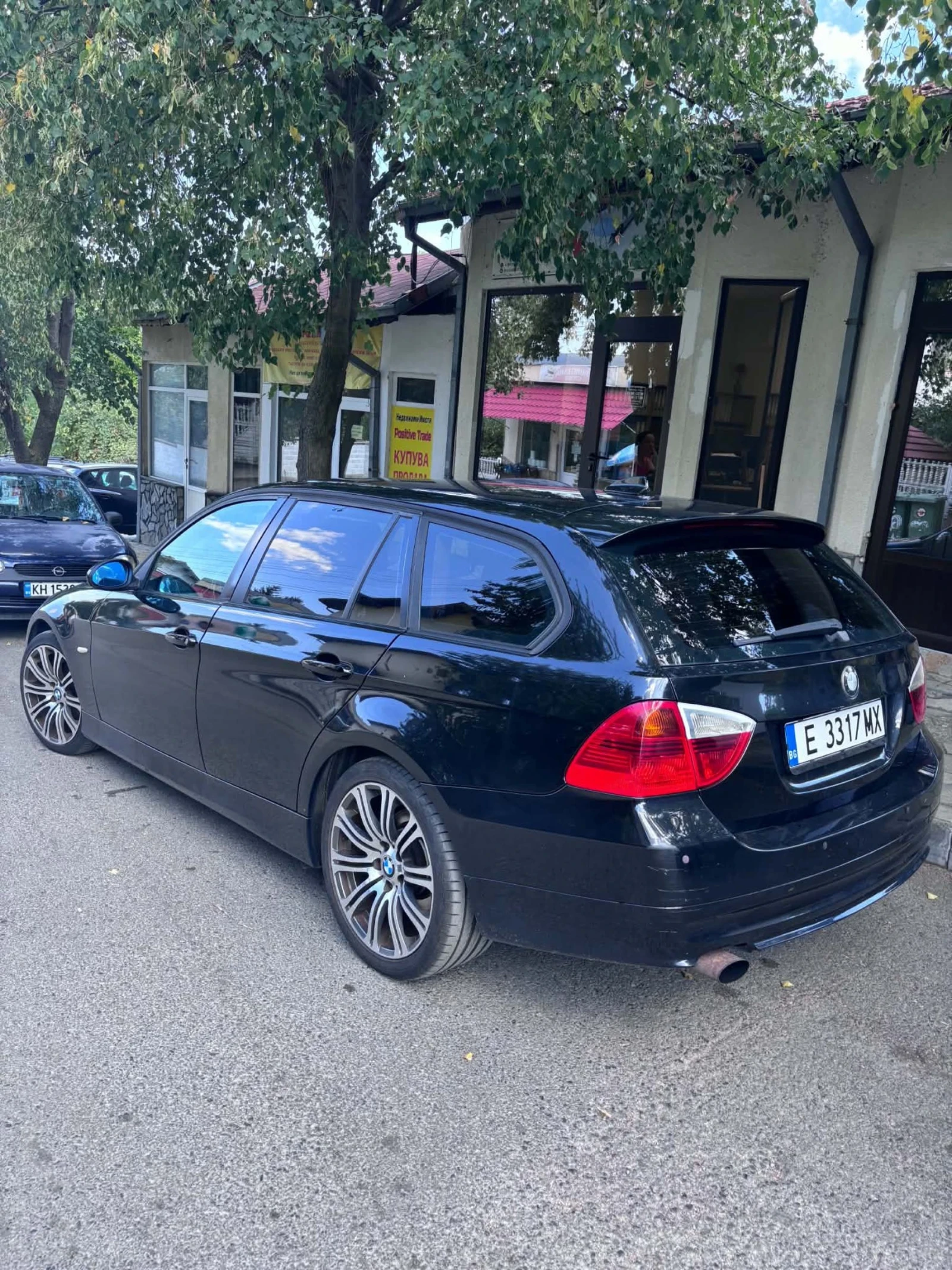 BMW 320 E91 2.0d, снимка 5 - Автомобили и джипове - 55855801