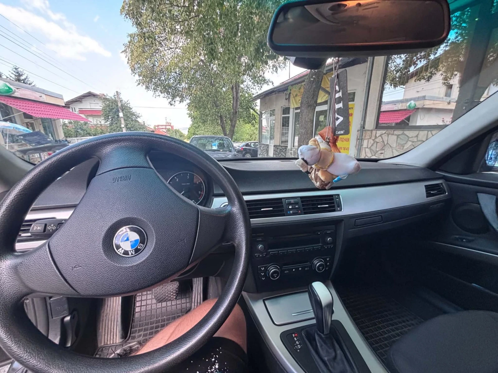 BMW 320 E91 2.0d, снимка 9 - Автомобили и джипове - 55855801