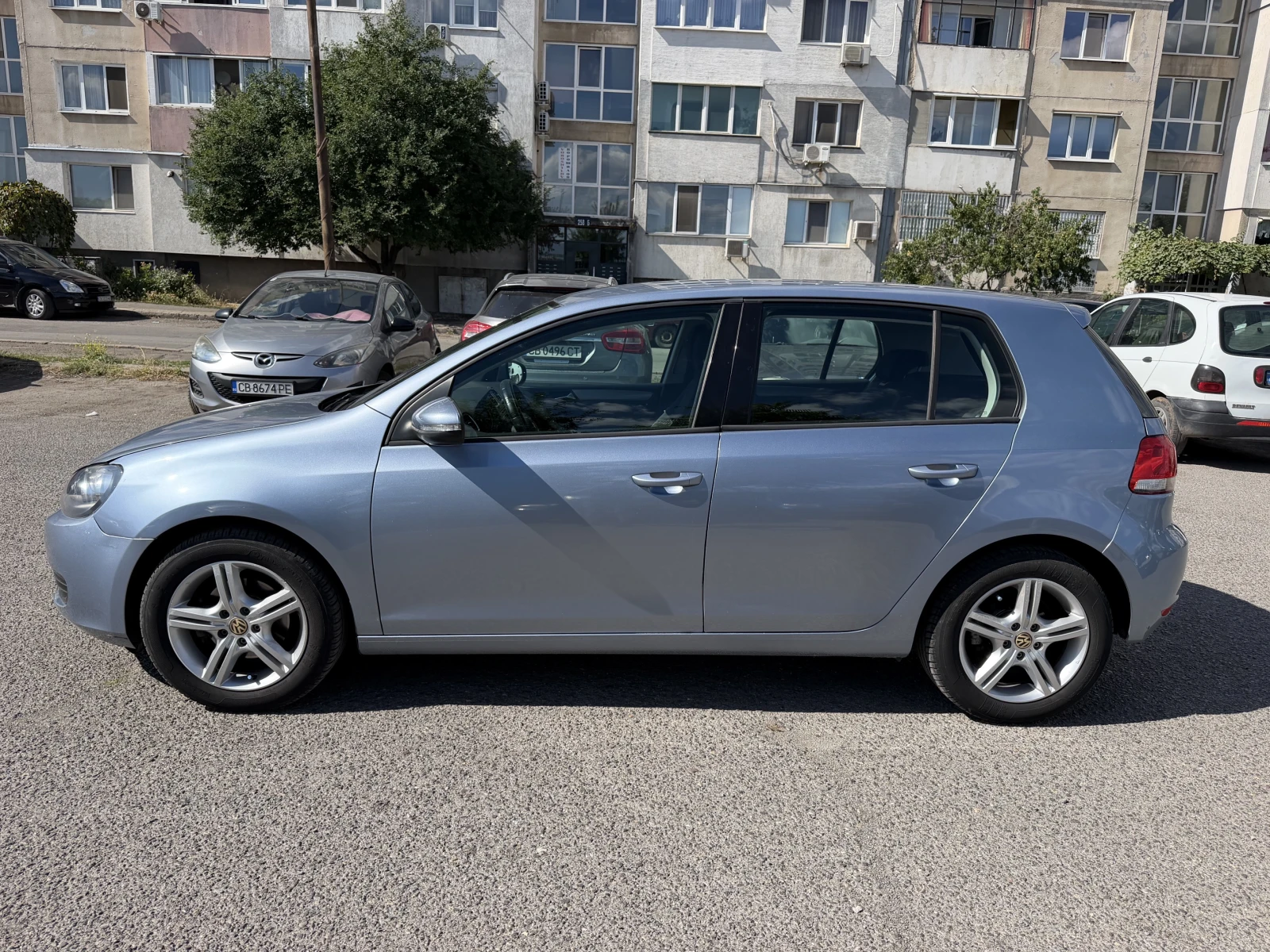 VW Golf 1.6* ГАЗ* РЕГИСТРИРАН* * * , снимка 8 - Автомобили и джипове - 55948626