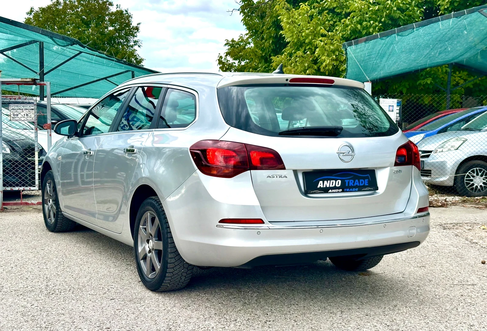 Opel Astra 1.7 CDTI, снимка 5 - Автомобили и джипове - 56311903