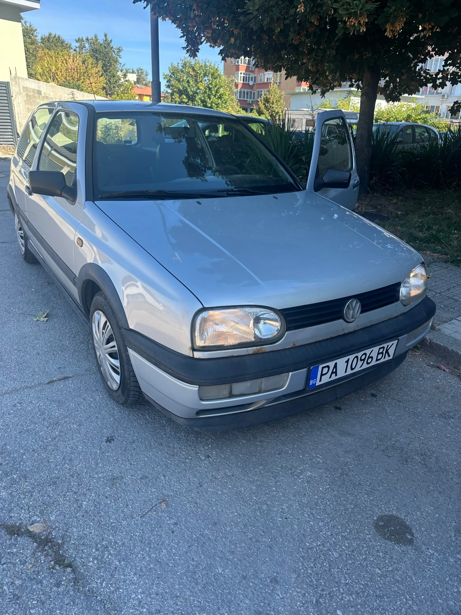 VW Golf 3, снимка 2 - Автомобили и джипове - 56336006