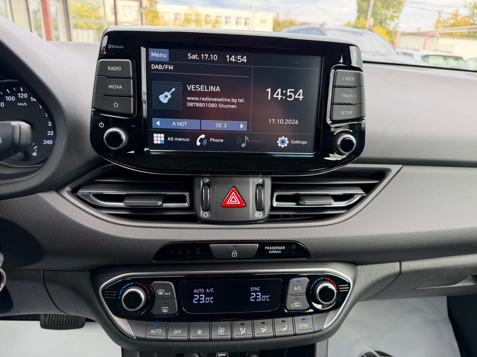Hyundai I30 1.6CRDI 116�.� Facelift | Mobile.bg � ����������� 12