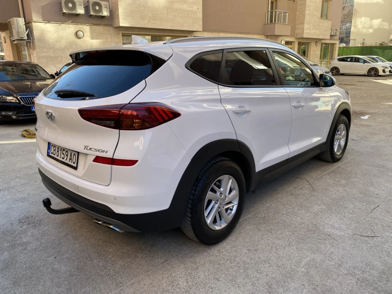 Hyundai Tucson 1.6 CRDI /2WD, снимка 3 - Автомобили и джипове - 48051489