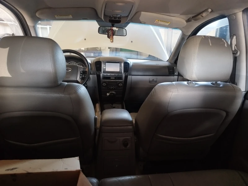 Kia Sorento 2.5CRDI, снимка 5 - Автомобили и джипове - 52793672