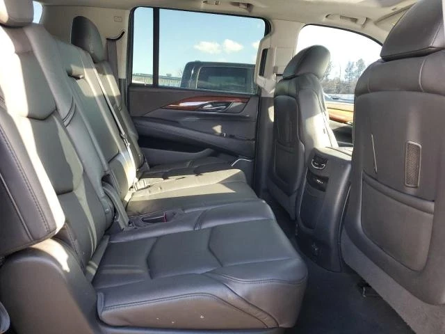 Cadillac Escalade, снимка 9 - Автомобили и джипове - 49274742