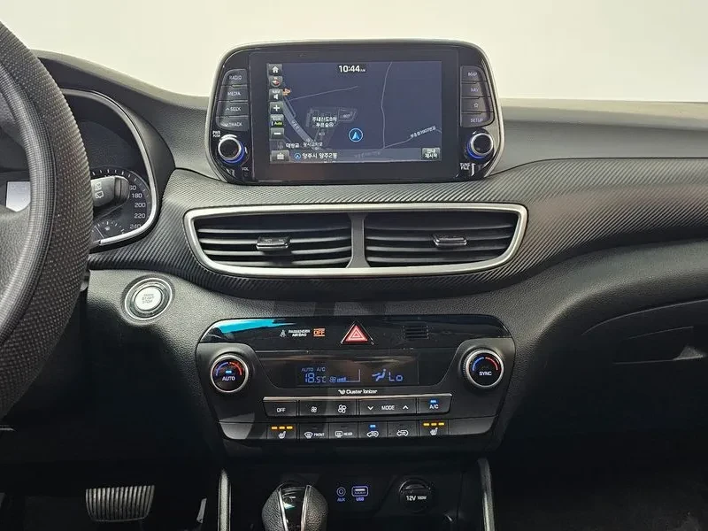 Hyundai Tucson  2.0 4Wd Smart, снимка 12 - Автомобили и джипове - 55348840