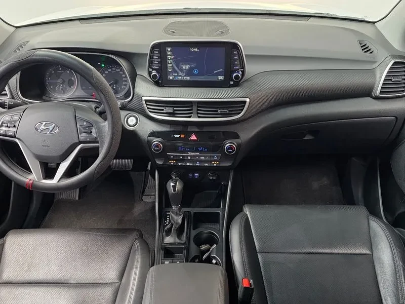 Hyundai Tucson  2.0 4Wd Smart, снимка 6 - Автомобили и джипове - 55348840