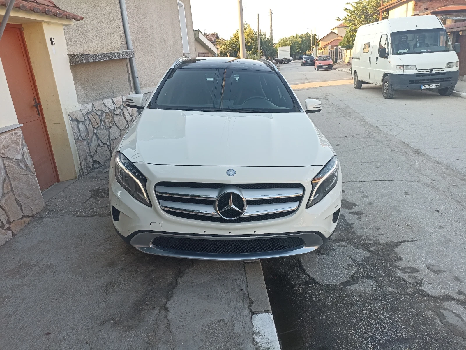Mercedes-Benz GLA 200 2.2 CDI - изображение 3