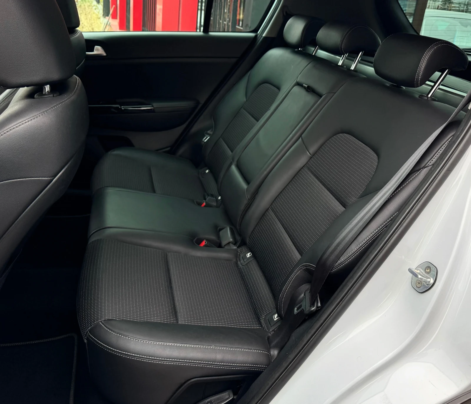 Kia Sportage GT-Line /Mild Hybrid /  | Mobile.bg   12