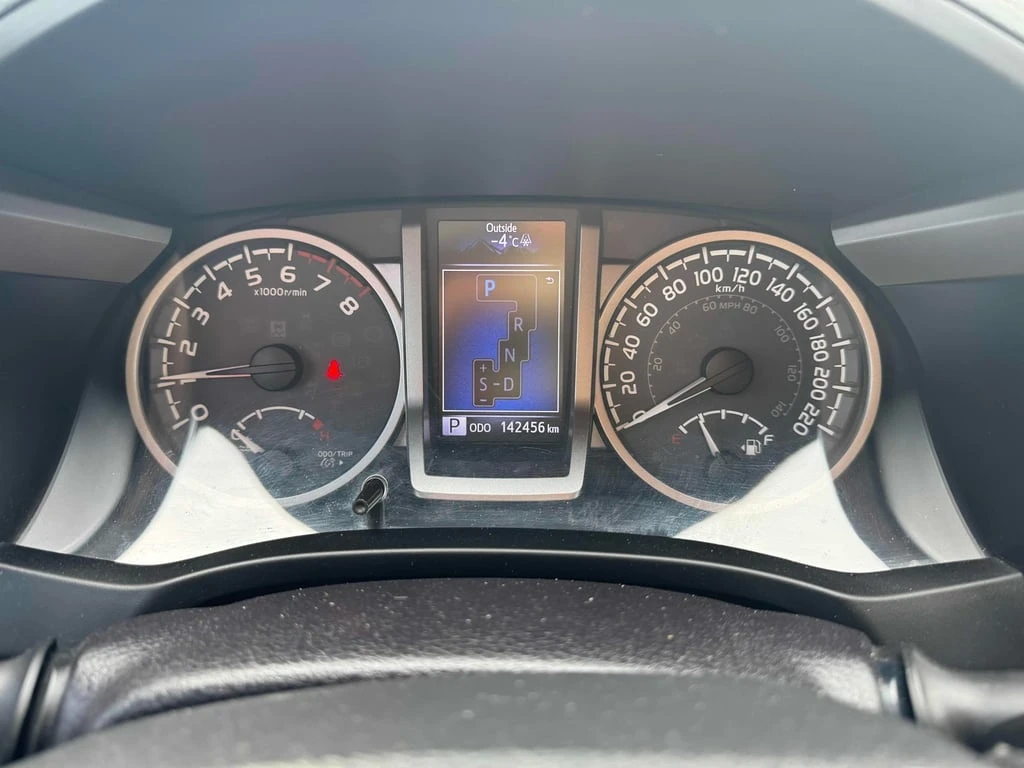 Toyota Tacoma * Limited * CARFAX * ��� ������������ ������ | Mobile.bg � ����������� 8