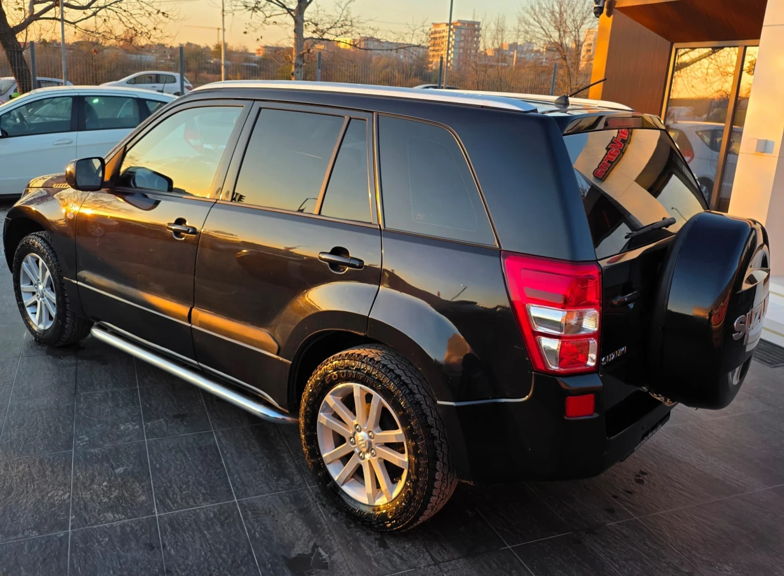 Suzuki Grand vitara 1.9DDS 130 P.S.4WD Executive Италия - изображение 6