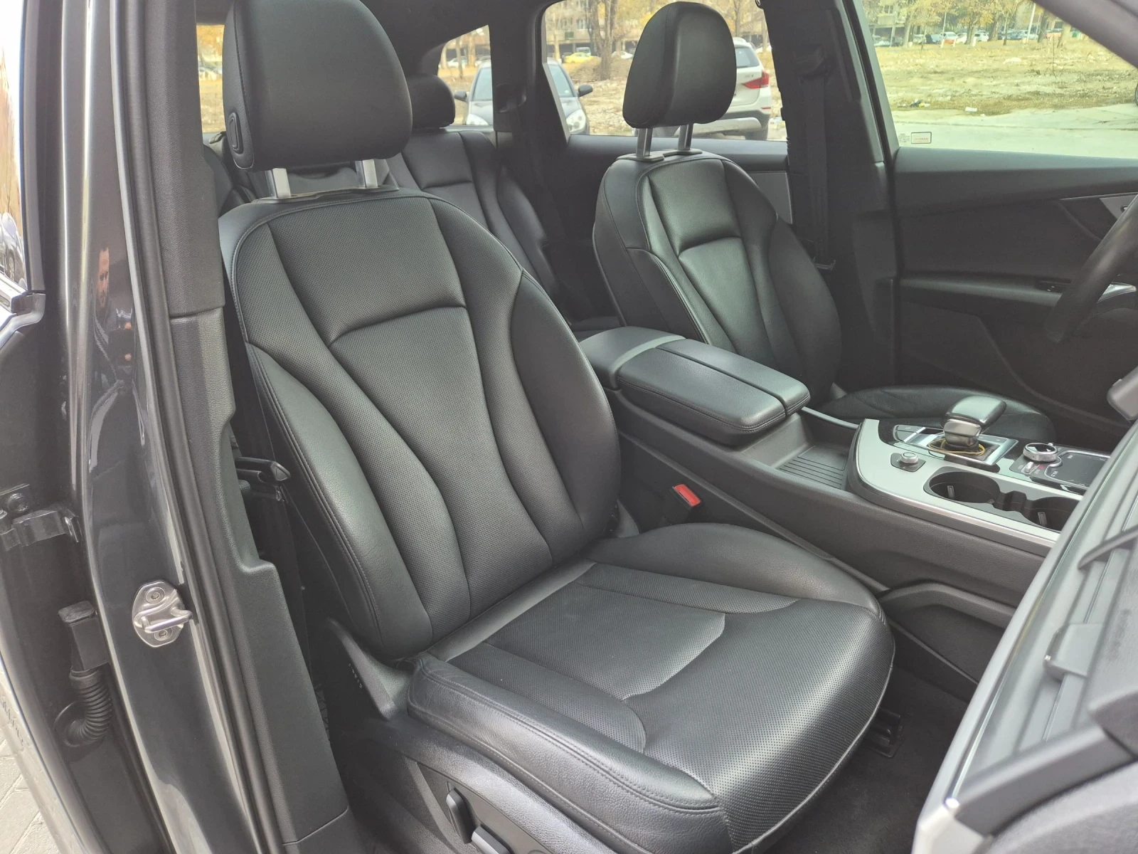 Audi Q7 S Line, снимка 10 - Автомобили и джипове - 54257076