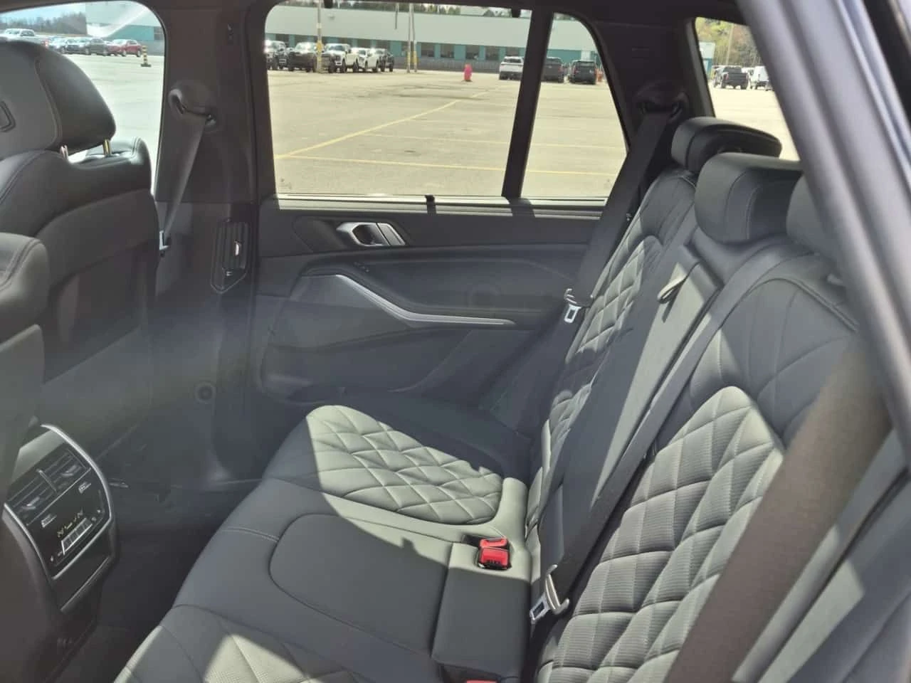 BMW X5 * M50I * 2 КЛЮЧА * ПОДГРЕВИ * ПАНО * CARFAX, снимка 12 - Автомобили и джипове - 54512813