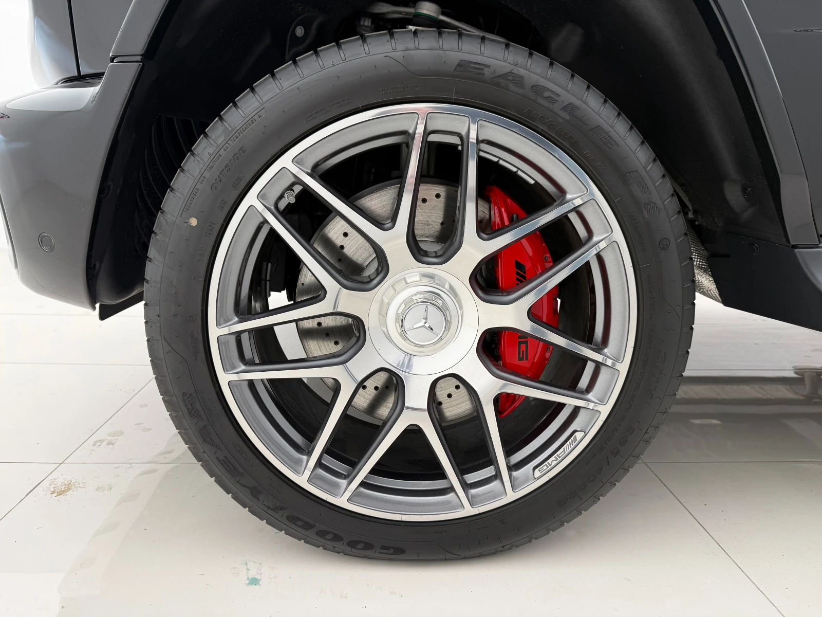 Mercedes-Benz G 63 AMG A22/CARBON/SUPERIOR, снимка 14 - Автомобили и джипове - 54878440
