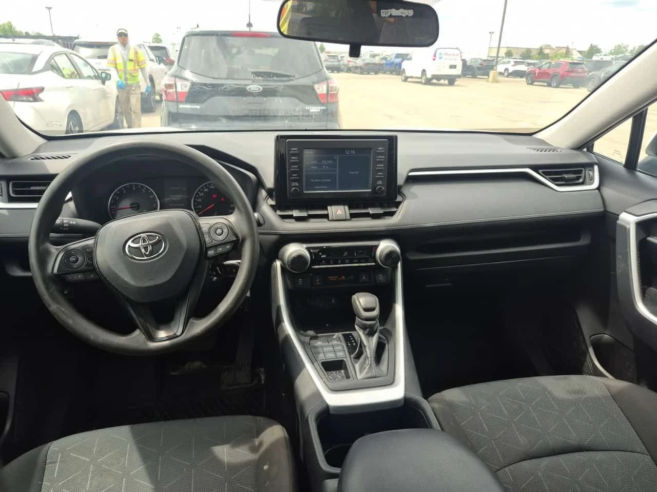 Toyota Rav4 * LE 2.L * CARFAX * 2 КЛЮЧА * АВТОКРЕДИТ * , снимка 9 - Автомобили и джипове - 55049292