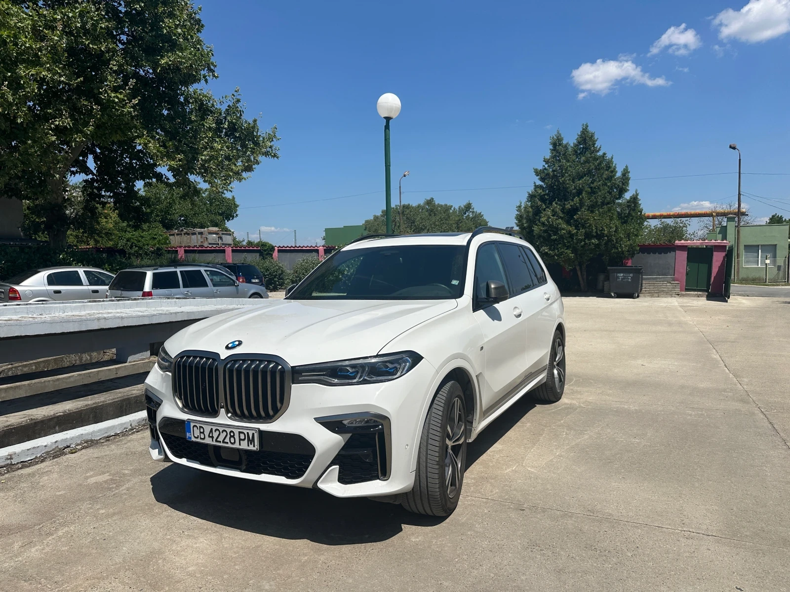 BMW X7 M50i, снимка 2 - Автомобили и джипове - 55604120
