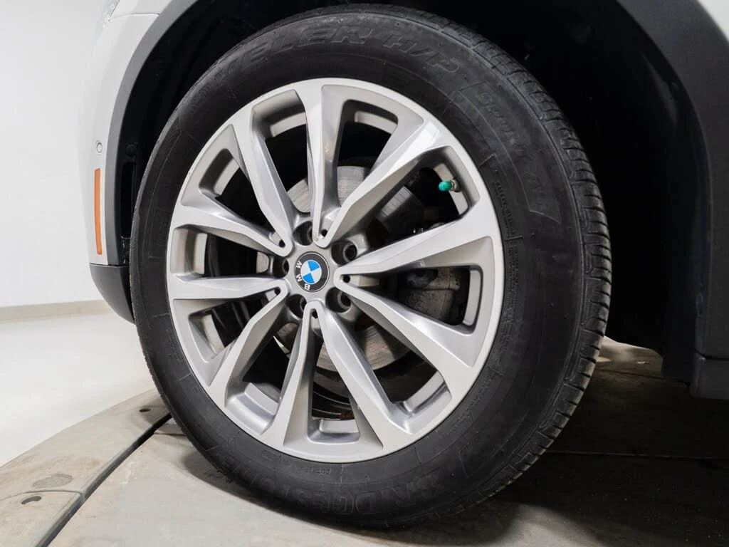 BMW X3 30i xDrive* HARMAN KARDON* PANORAMA* ПОДГРЕВ* , снимка 9 - Автомобили и джипове - 55826272