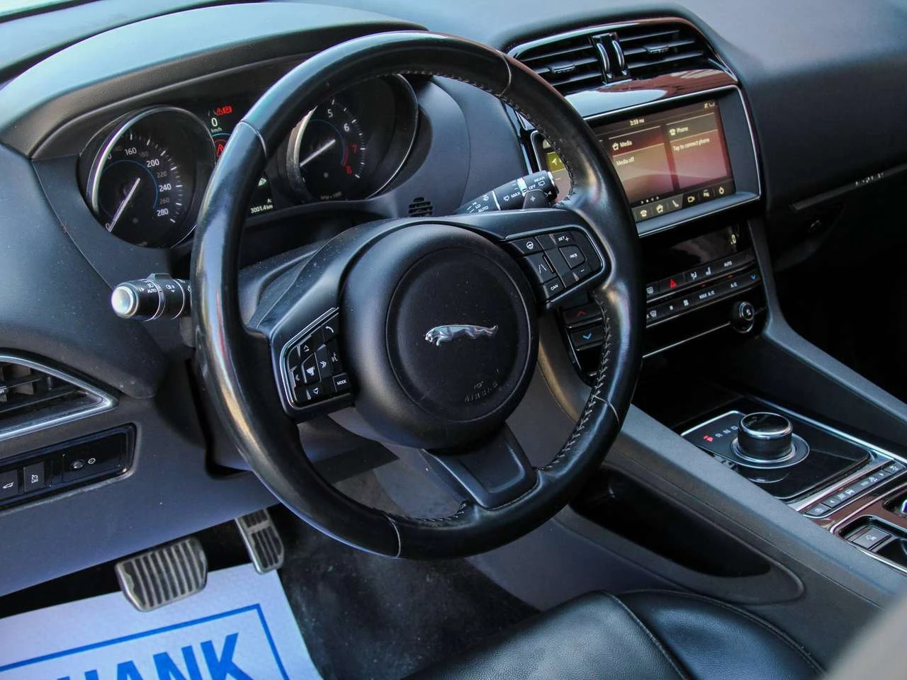 Jaguar F-PACE PREMIUM, снимка 12 - Автомобили и джипове - 56433716