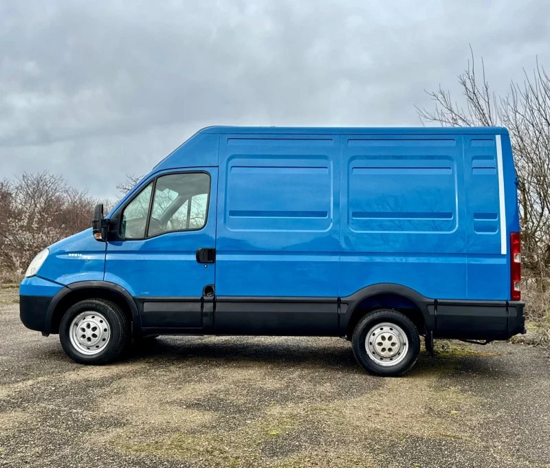 Iveco Daily Климатик* Седалка на Килограми* Сервизна История, снимка 3 - Бусове и автобуси - 53273325