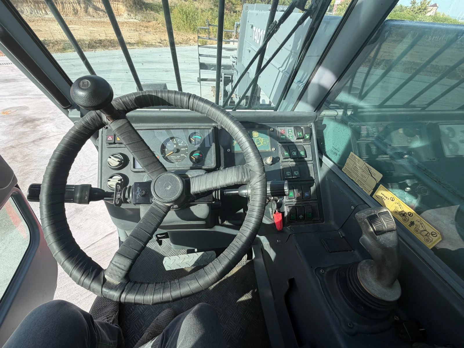 Телескопичен товарач Bobcat T40170, снимка 10 - Селскостопанска техника - 56418128