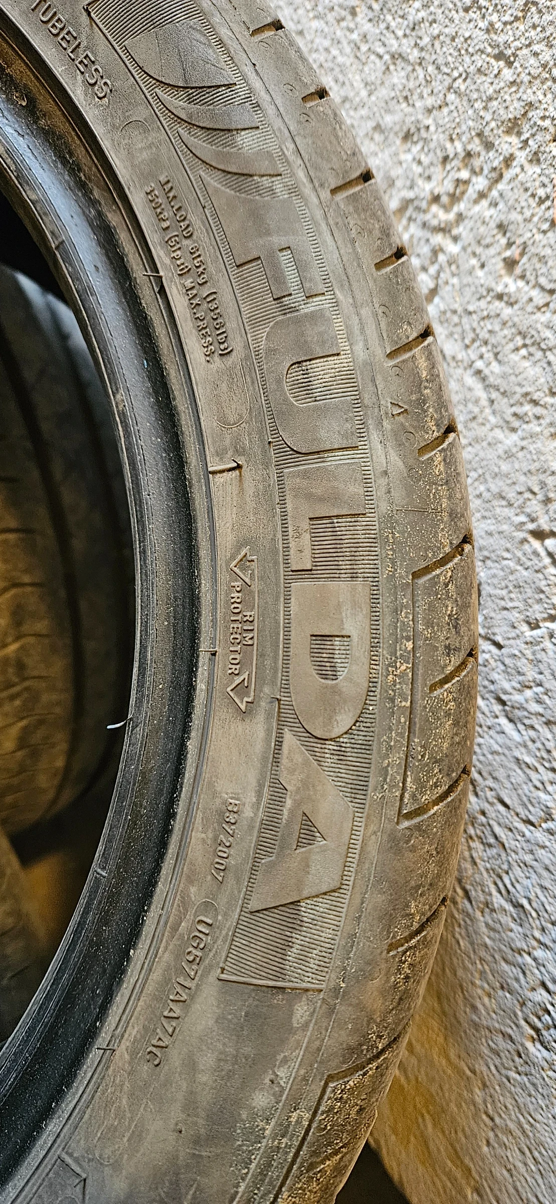 Гуми Летни 225/45R17, снимка 3 - Гуми и джанти - 54414007