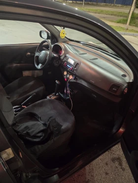 Nissan Micra 1.4 безключов достъп, снимка 6