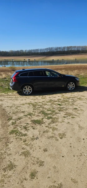 Обява за продажба на Volvo V60 2.0 ~12 500 лв. - изображение 4