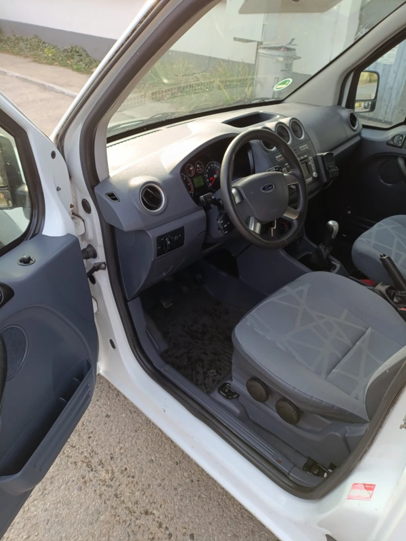 Ford Connect 1.8 DCI, снимка 7 - Автомобили и джипове - 48495589