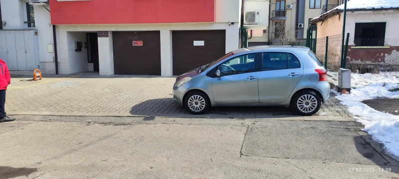 Toyota Yaris, снимка 7 - Автомобили и джипове - 49252055