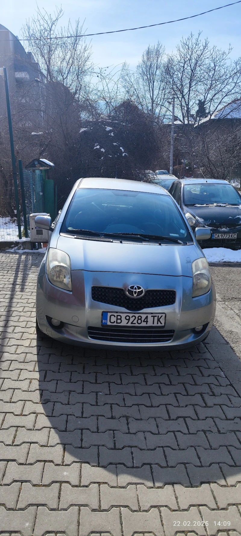 Toyota Yaris, снимка 4 - Автомобили и джипове - 49252055